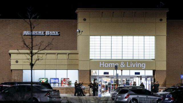Otro atentado en EE.UU: Tres muertos en tiroteo en supermercado