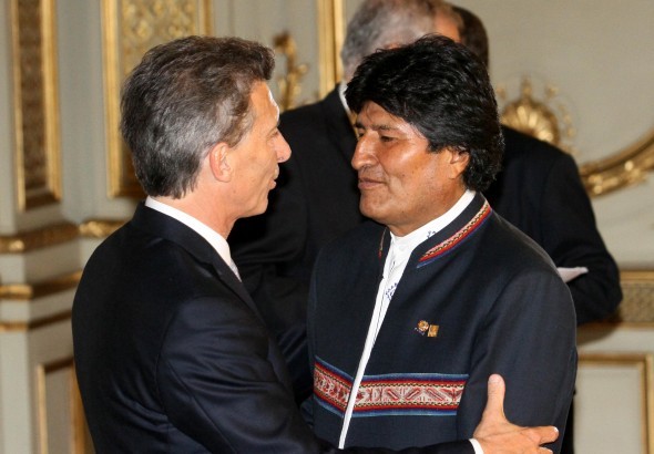 Bolivia amenaza a la Argentina con cortar la provisión de gas por una deuda